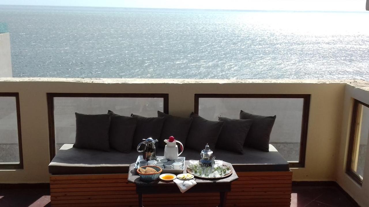 Inyan Hotel 3*